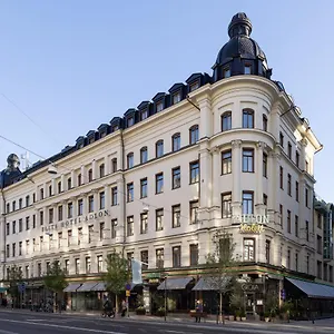 Отель Elite Adlon